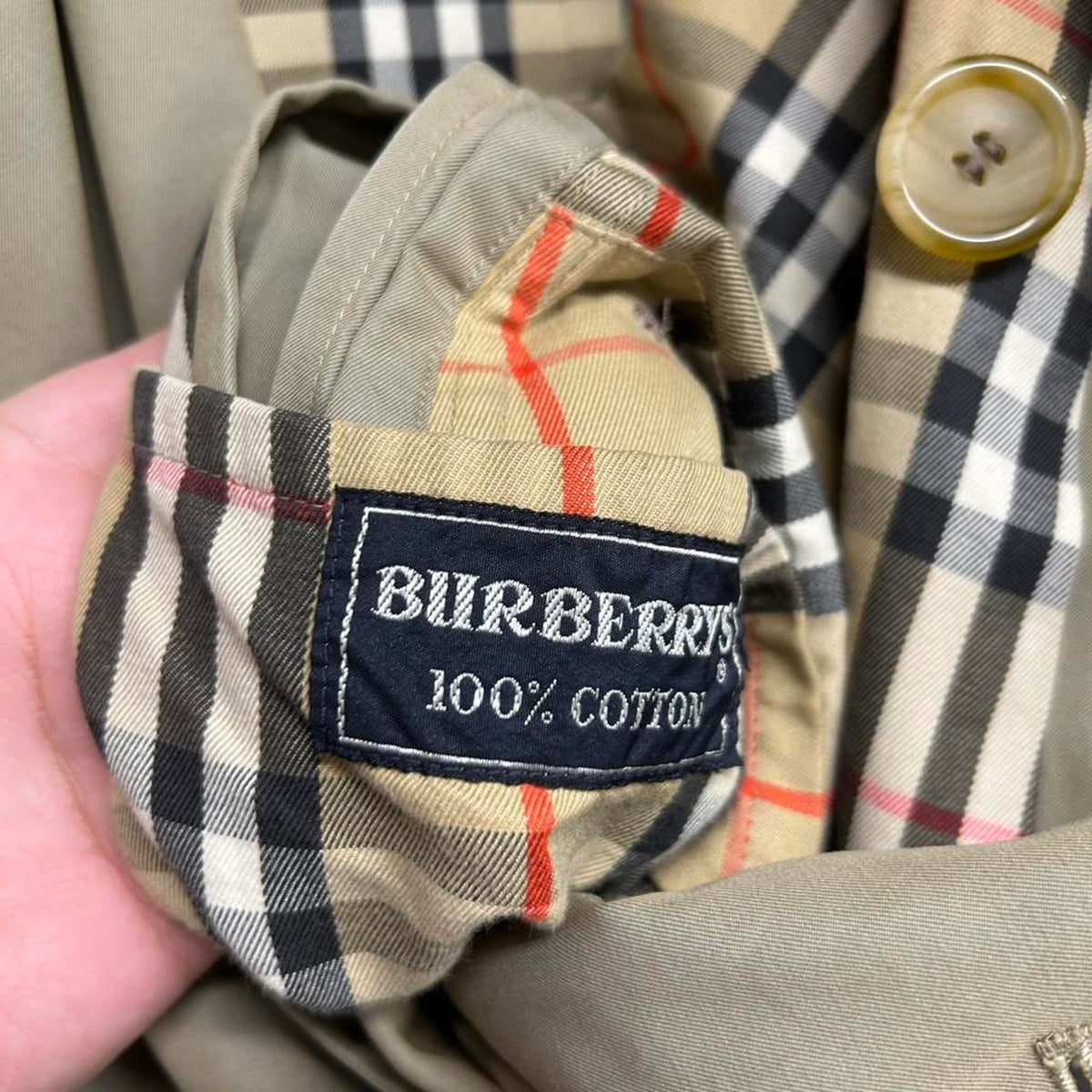 80s Burberry’s Nova Check Double Breasted Trench Coat Size 44