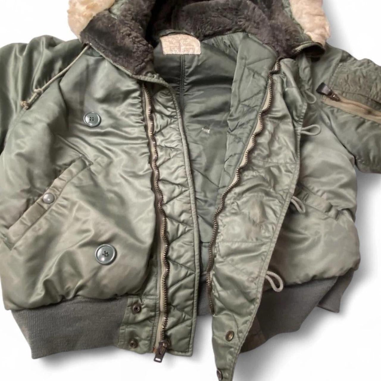 1975 USAF US Air Force N-2B Flight Heavy Jacket Attached Hood