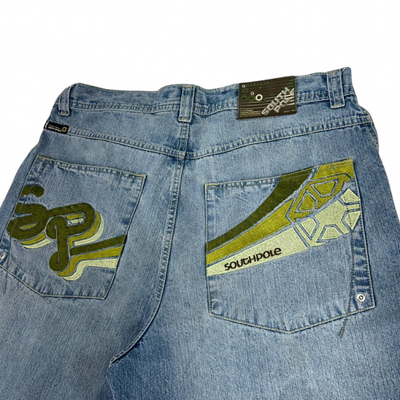 Vintage 2000’s Southpole Embroidered Baggy Denim Shorts