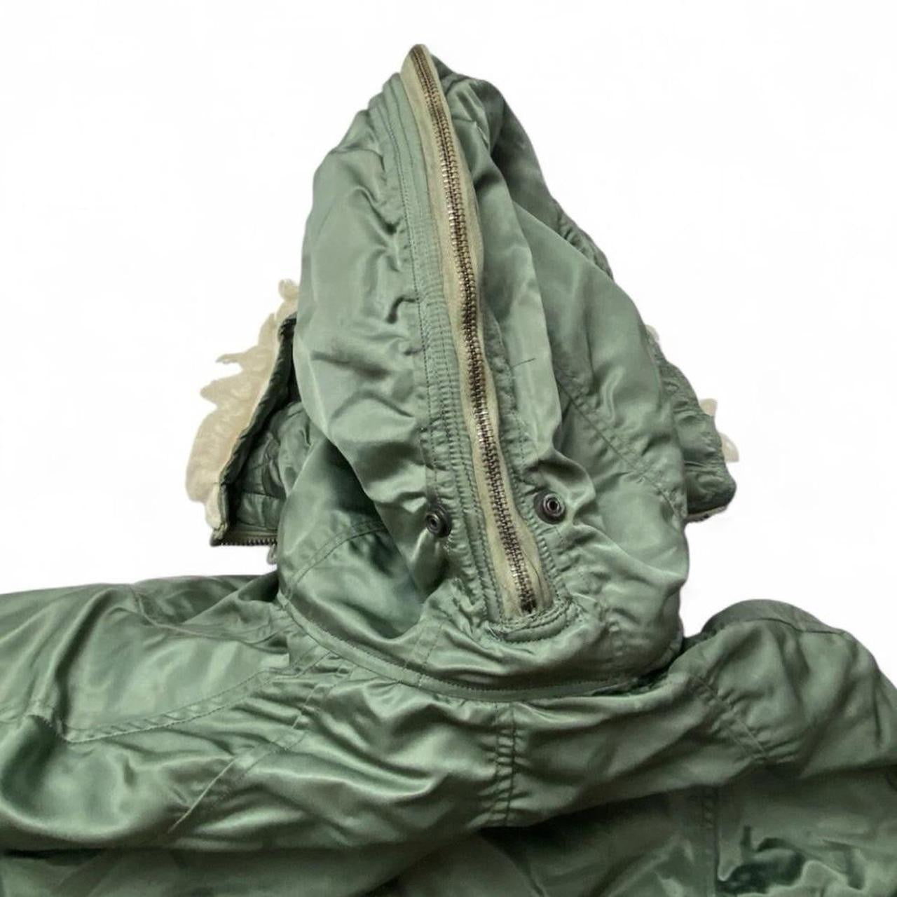 1975 USAF US Air Force N-2B Flight Heavy Jacket Attached Hood