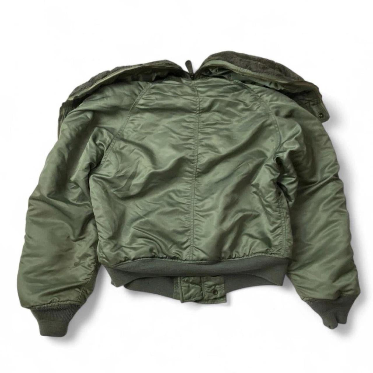 1975 USAF US Air Force N-2B Flight Heavy Jacket Attached Hood